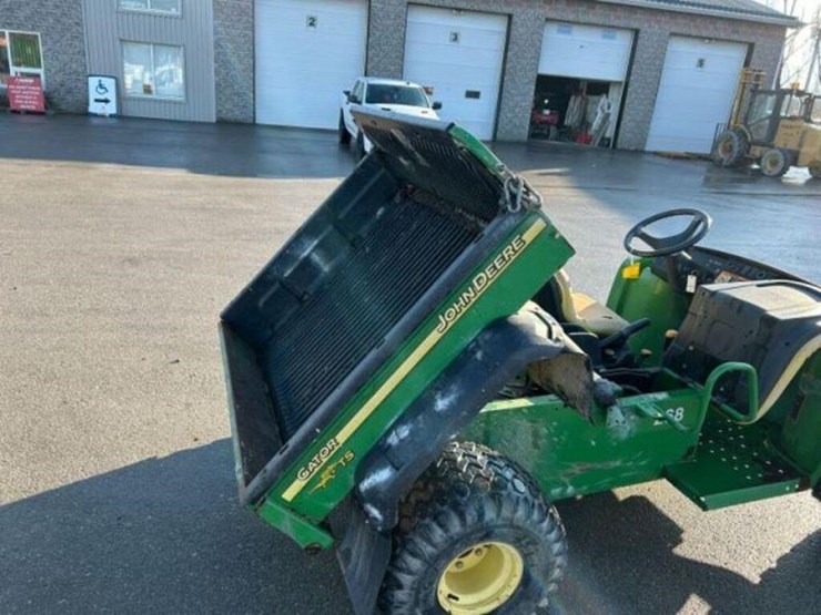 john-deere-gator-image-32