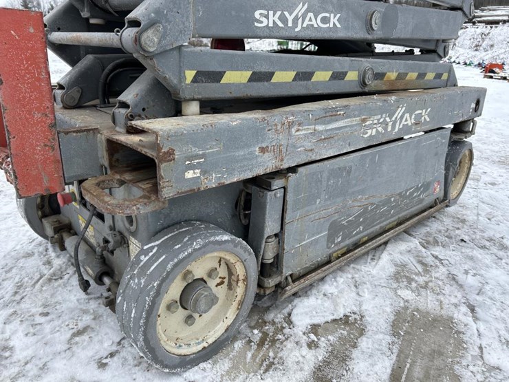 skyjack-sjiii3219-image-18