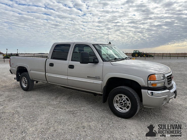 gmc-sierra-2500-image-3