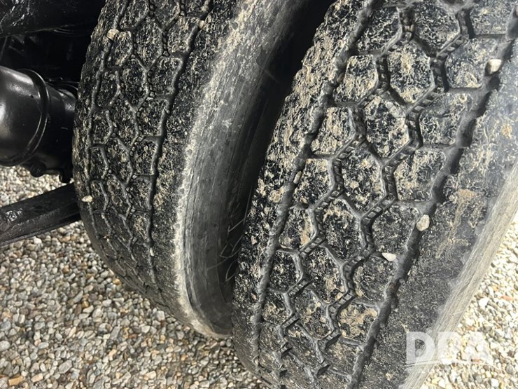 2006-international-9400-eagle-image-39