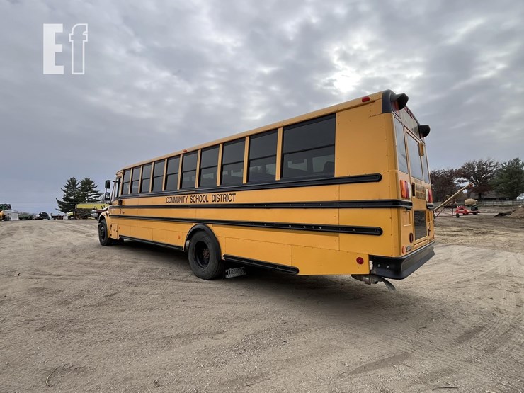 2014-thomas-saf-t-liner-c2-image-6