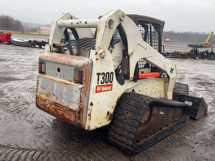 bobcat-t300-image-3