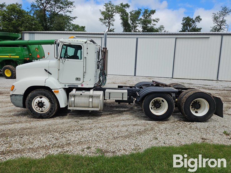 freightliner-fld112-image-8