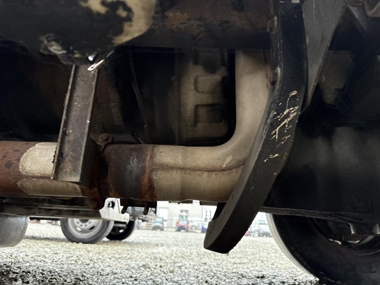 1999-peterbilt-379-image-33