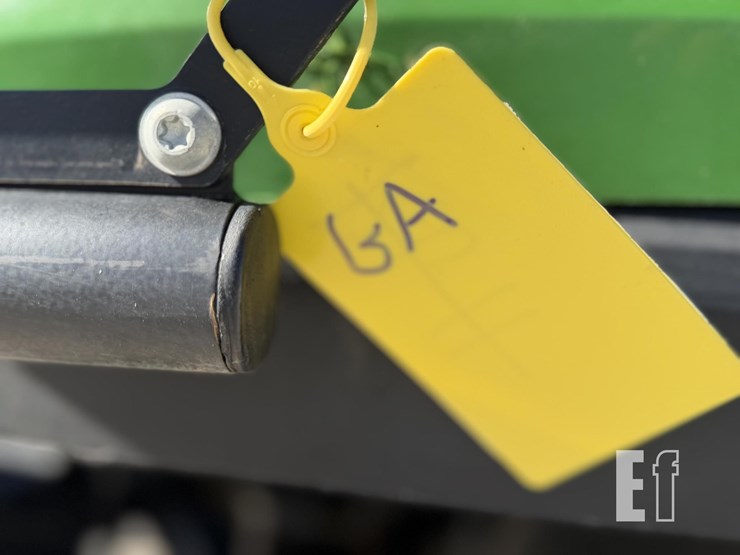 john-deere-gator-xuv-835m-image-14