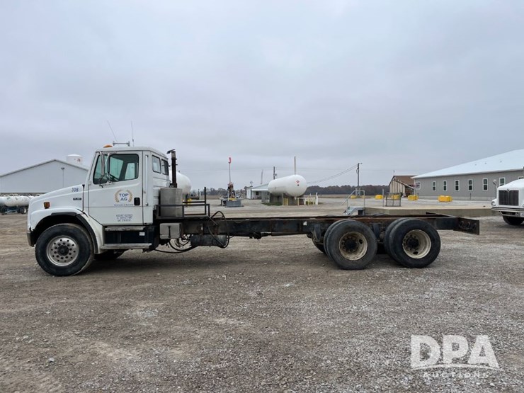 freightliner-fl80-image-13