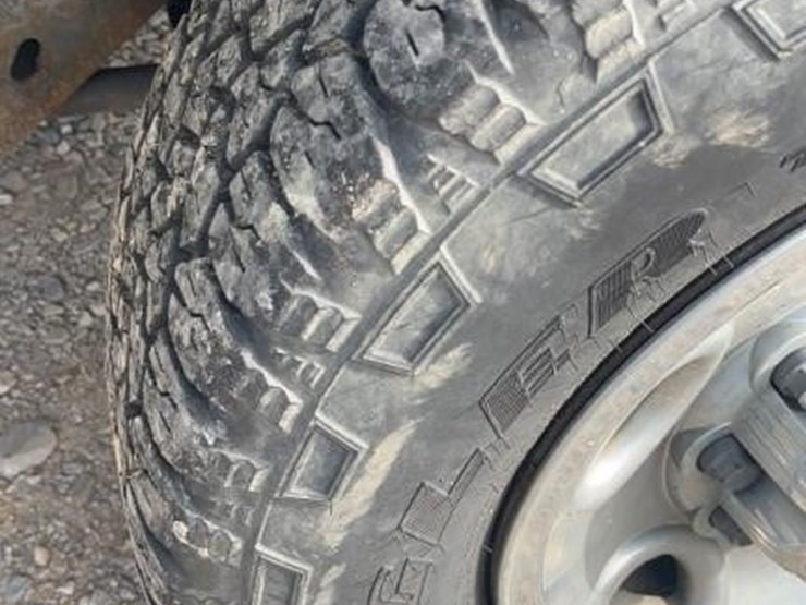 2003-chevrolet-silverado-2500-image-7