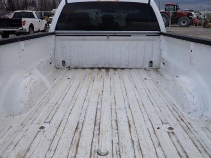 2014-ford-f150-xl-image-41