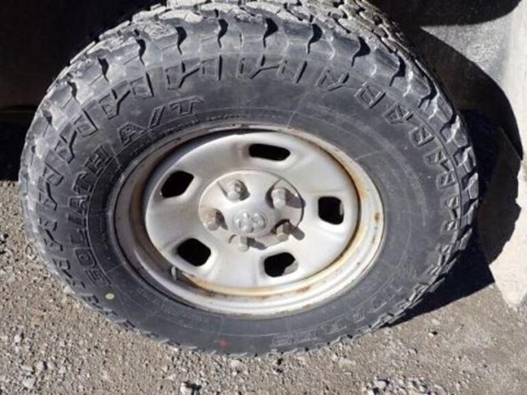 2016-dodge-1500-image-75