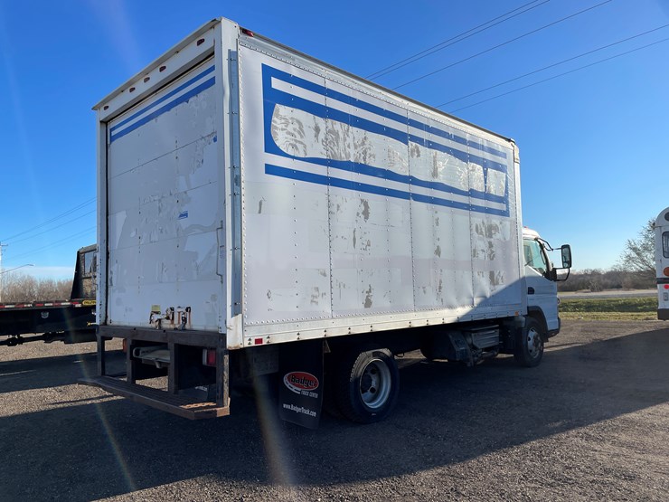 #1072-•-2012-mitsubishi-canter-fe160-cab-over-diesel-box-truck-(has-wi-title)-image-5