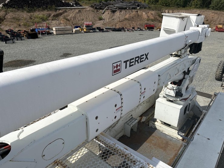 international-4000-image-53