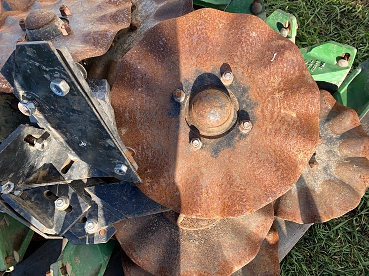 john-deere-7200-image-7