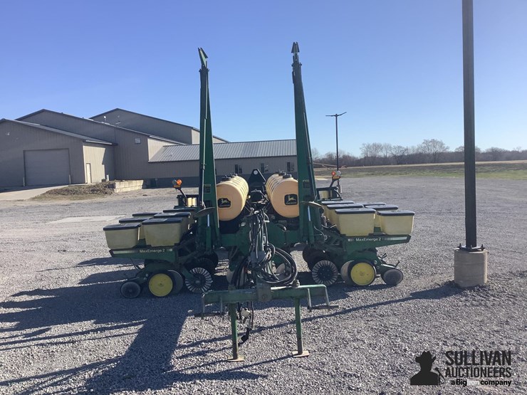 john-deere-7200-image-2