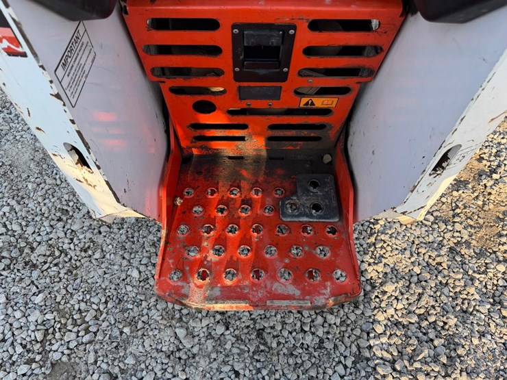 2021-bobcat-mt100-image-16