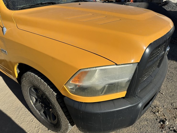 2012-dodge-ram-2500-image-21