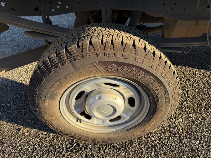 2015-ford-f250-image-8