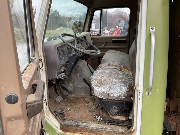 1995-international-s1900-image-5