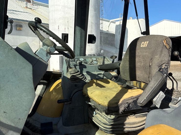 1999-caterpillar-416c-image-13