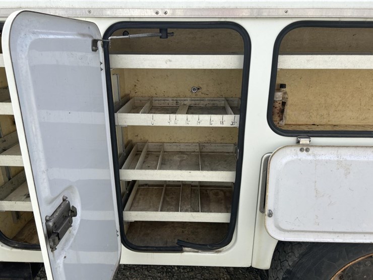 international-4000-image-15