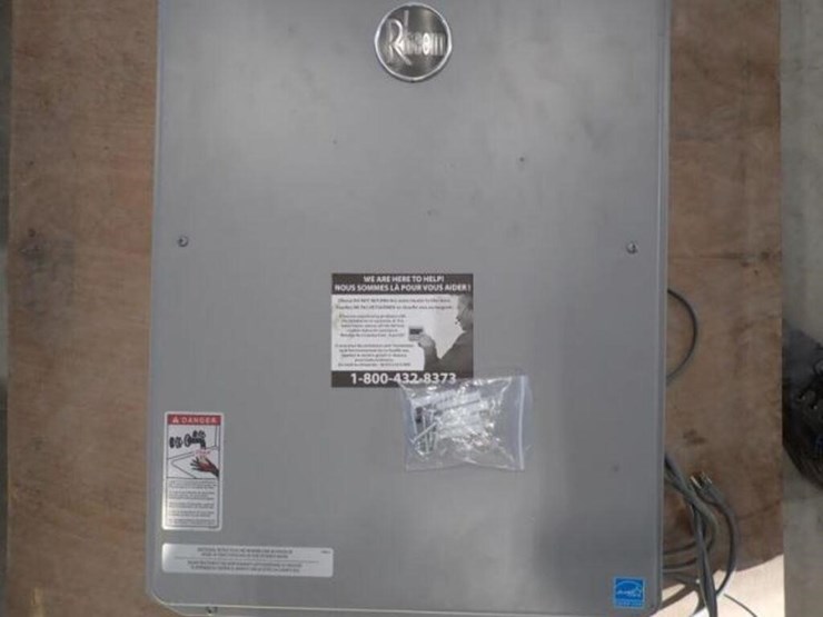 rheem-199,900-btu-performance-platinum-tankless-image-6