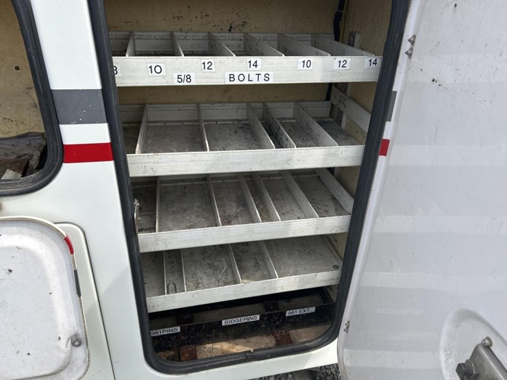 international-4000-image-16