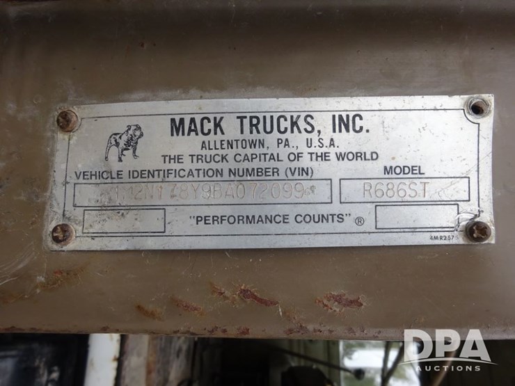 mack-r686st-image-96