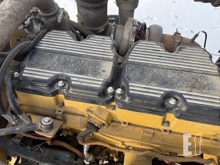 2004-peterbilt-379-image-78