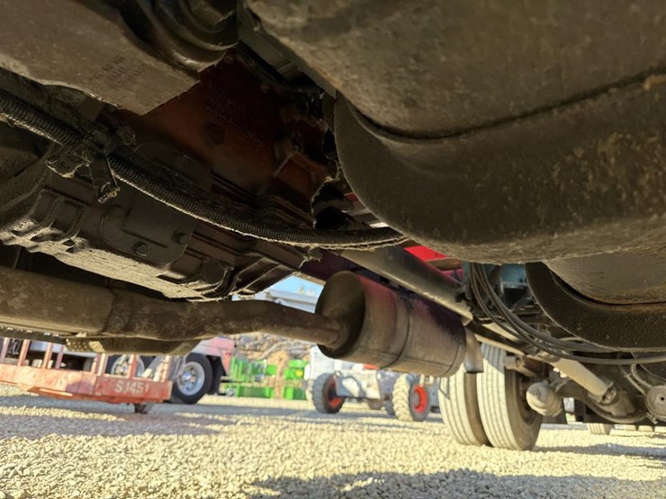 2005-international-durastar-4300-image-42