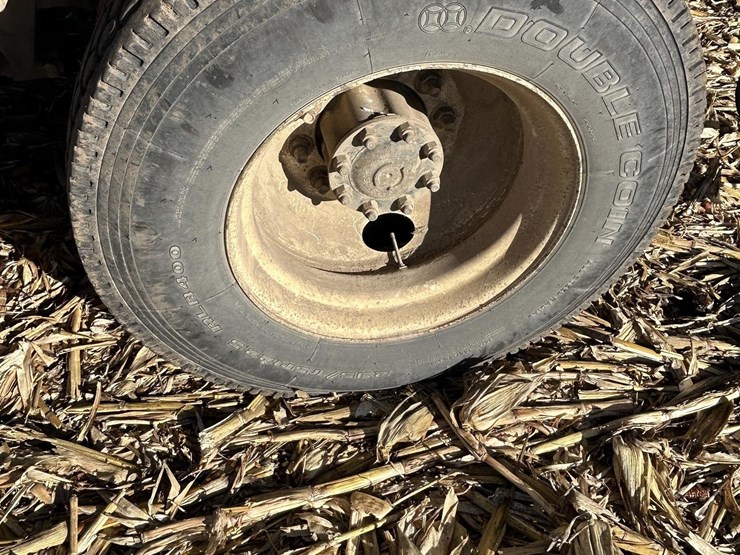 1985-international-s2500-image-48