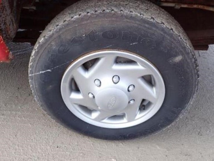 2010-ford-e350-xlt-image-78