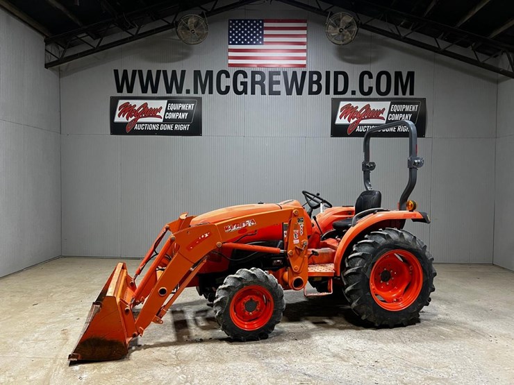 2014-kubota-l3901hst-image-1