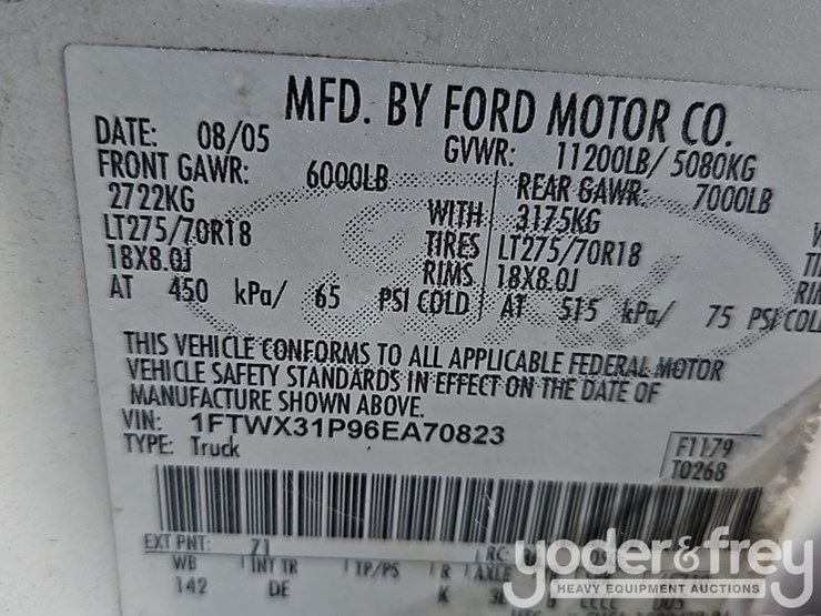 ford-f350-xlt-image-34