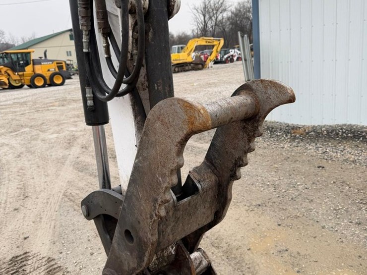 2022-bobcat-e50-image-13