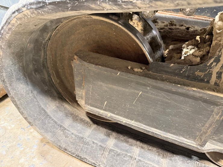 2023-bobcat-t770-image-13