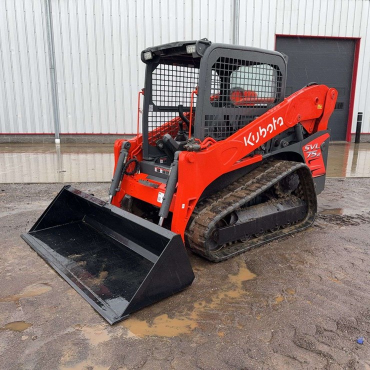 2015 KUBOTA SVL75-2