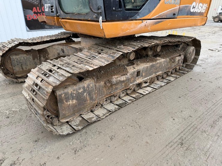 case-cx160b-image-12