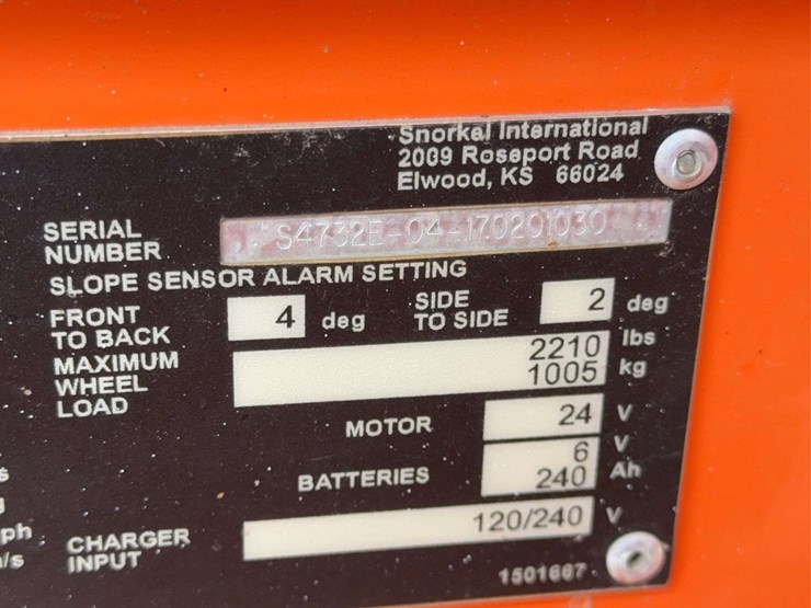 2017-snorkel-s4732e-image-17