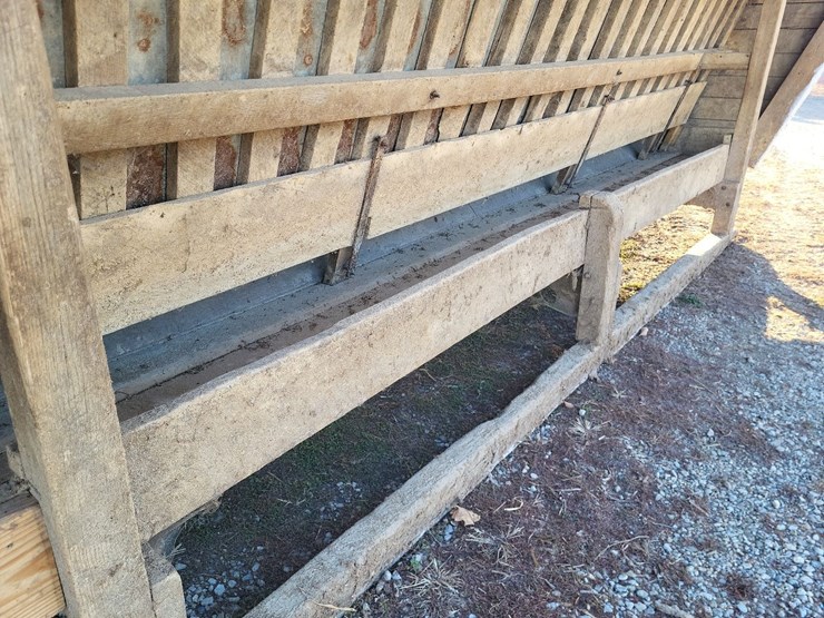 wood-cattle-feeder-w/skids-image-14