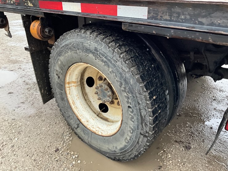 2015-ford-f650-image-9