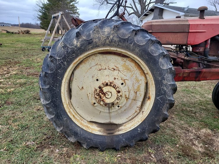 massey-ferguson-44-image-24