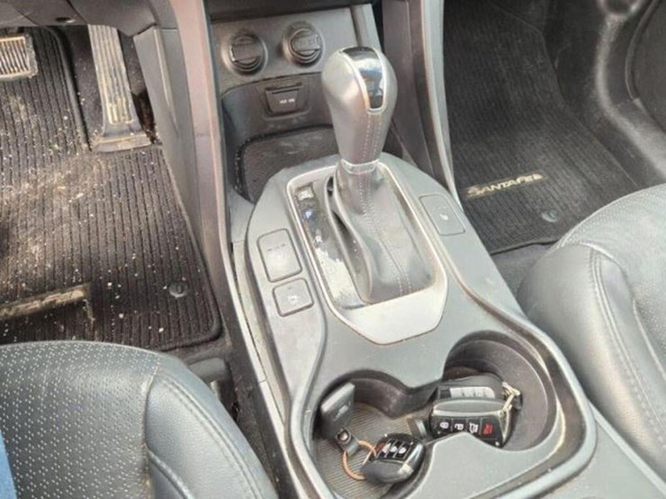 hyundai-santa-fe-image-20