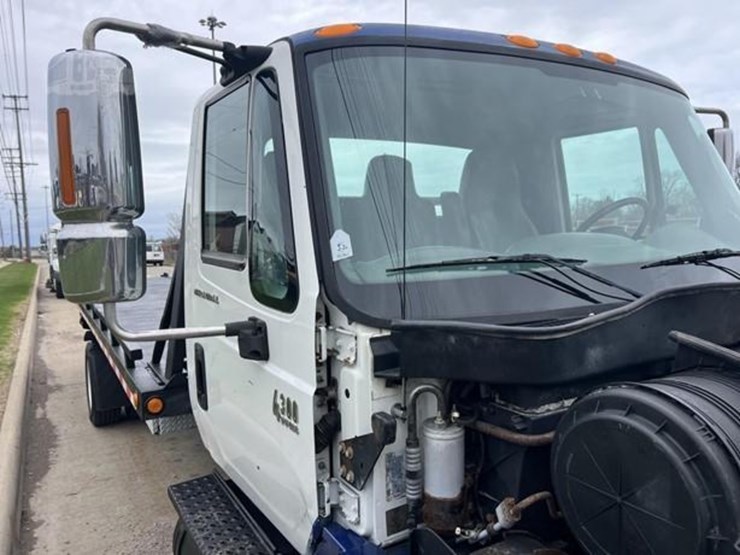 international-durastar-4300-image-15