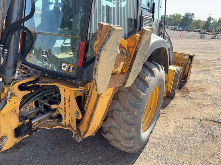 2012-deere-310k-image-13