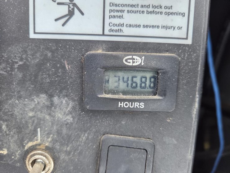 2008-wacker-neuson-e1100-image-23