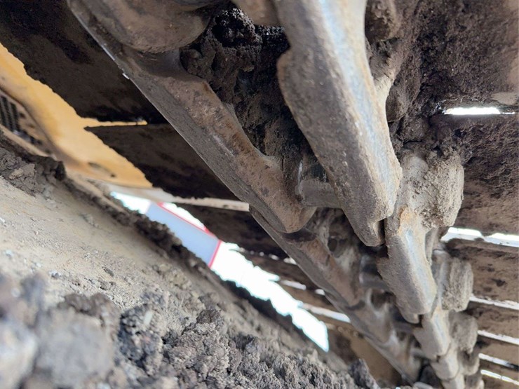 2012-komatsu-pc138-image-7