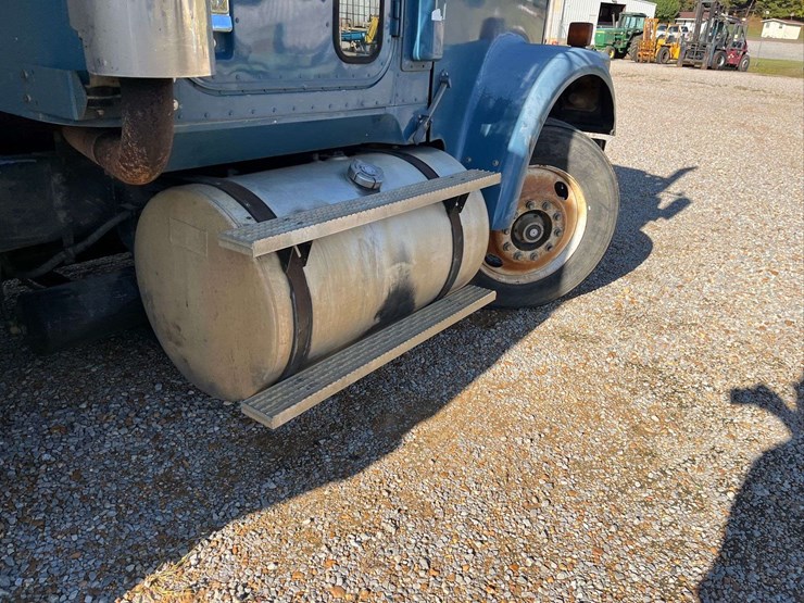 1995-international-f9370-image-5