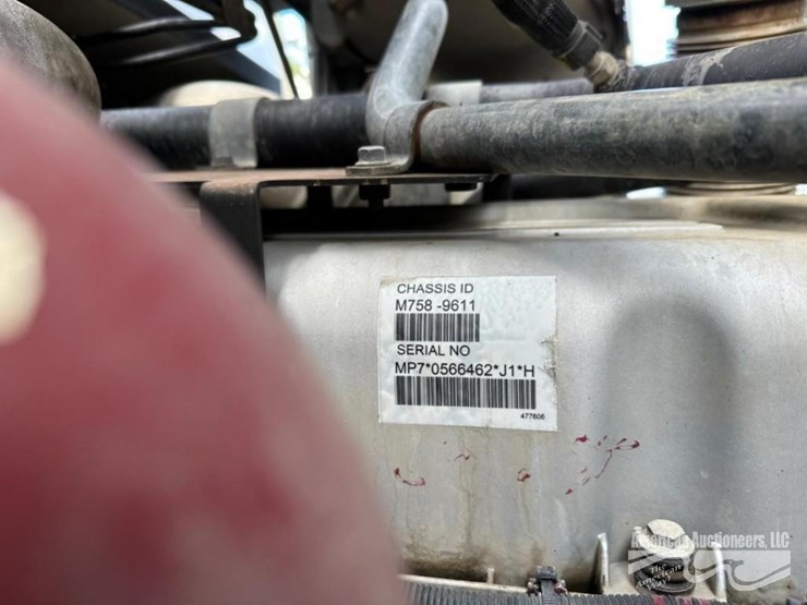 2015-mack-leu613-image-6