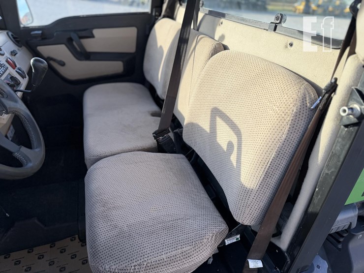 john-deere-gator-xuv-835r-image-21