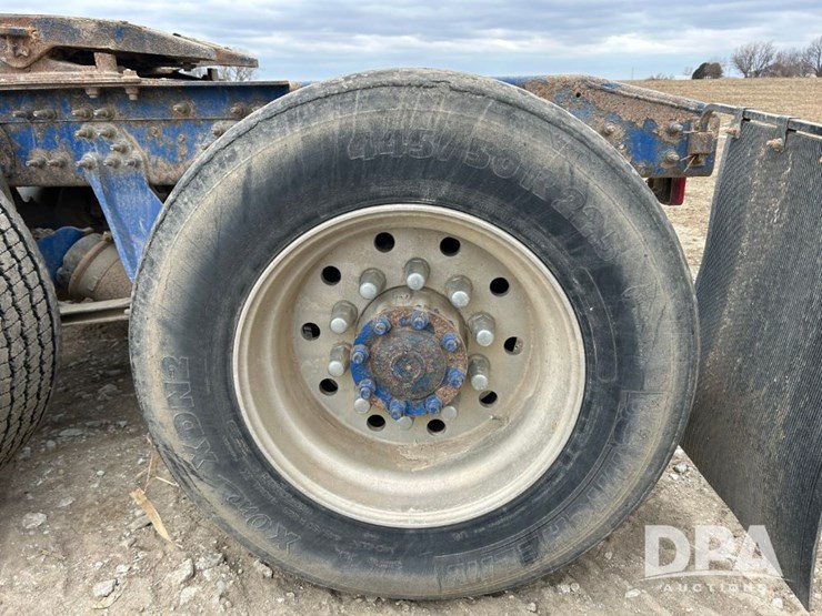 international-prostar-image-59