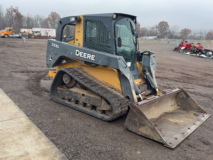 deere-333d-image-2